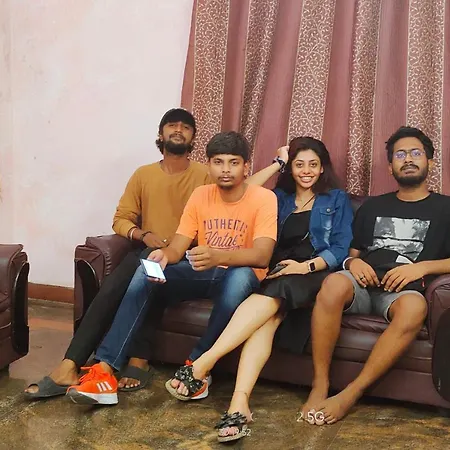 De Hayat Pondy