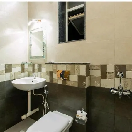 De Hayat Pondy Apartment